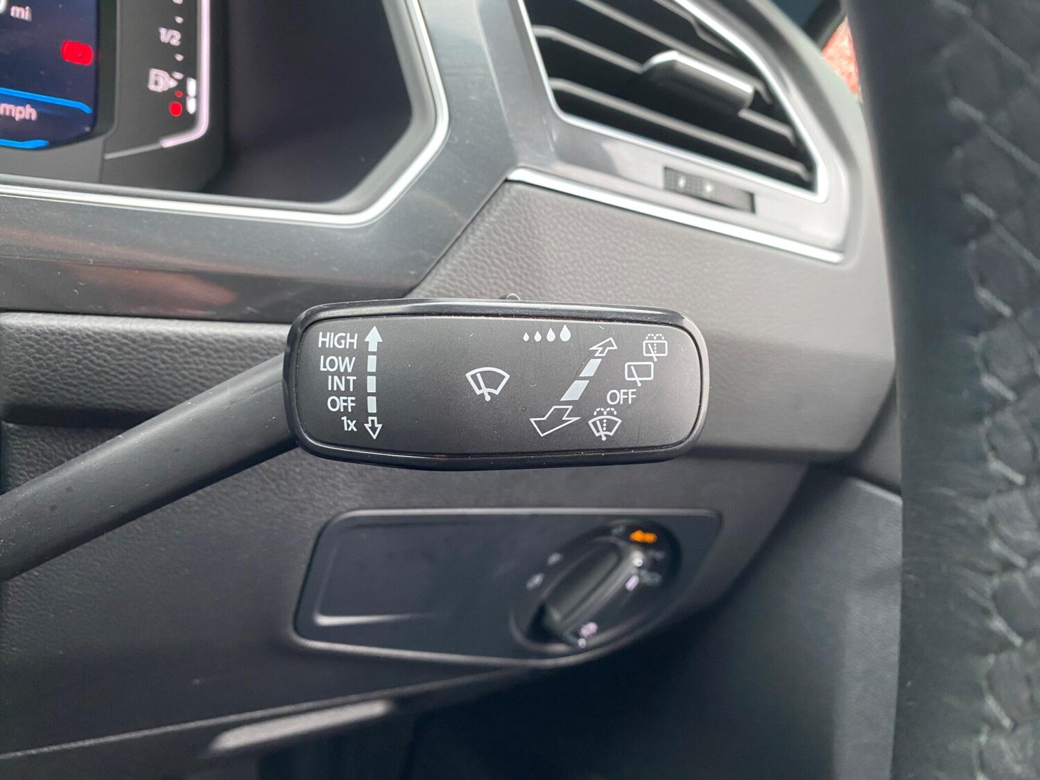 Used Volkswagen Tiguan 2022 for sale - 77351798: Photo 44