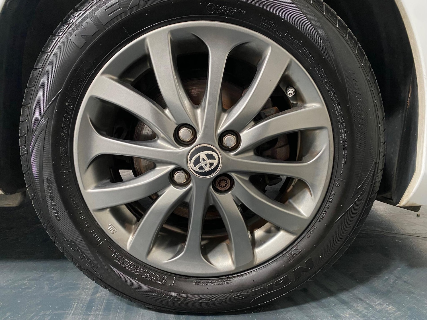 Used Toyota Yaris 2017 for sale - 76913647: Photo 20