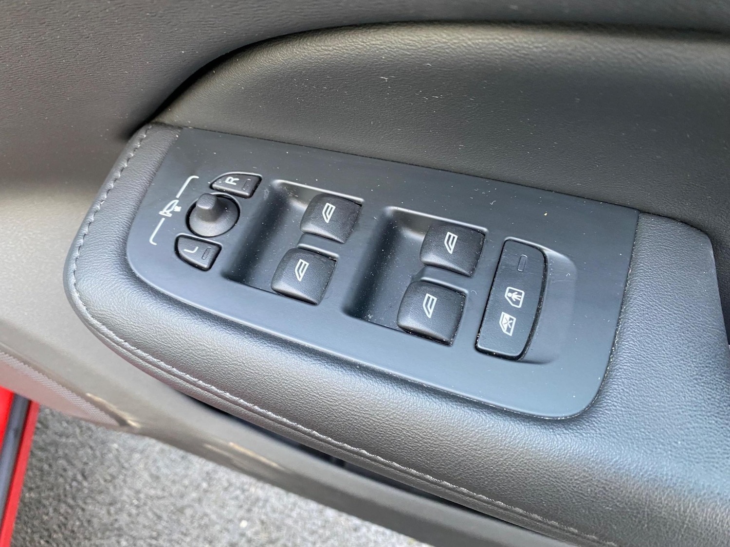 Vehicle 28