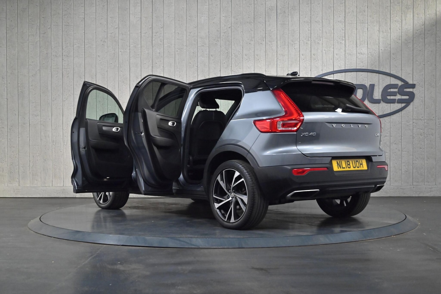 Used Volvo XC40 2018 for sale - 75838061: Photo 11