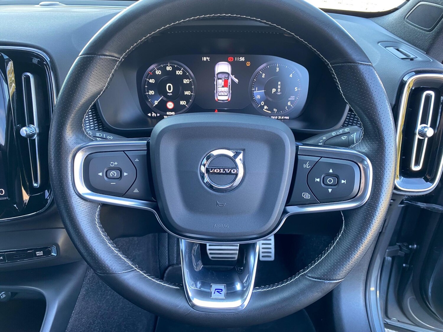 Used Volvo XC40 2018 for sale - 75838061: Photo 42