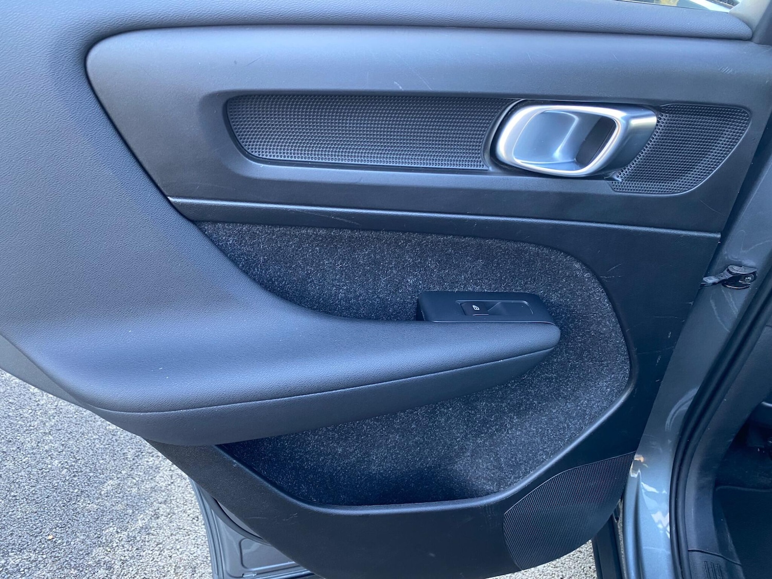 Used Volvo XC40 2018 for sale - 75838061: Photo 51