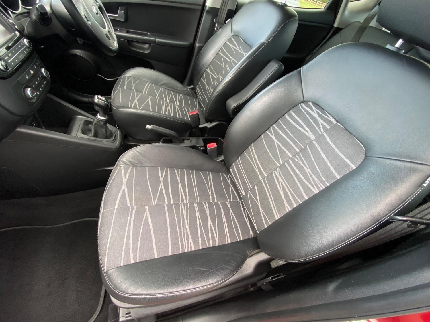 Used Kia Venga 2015 for sale - 75707783: Photo 25