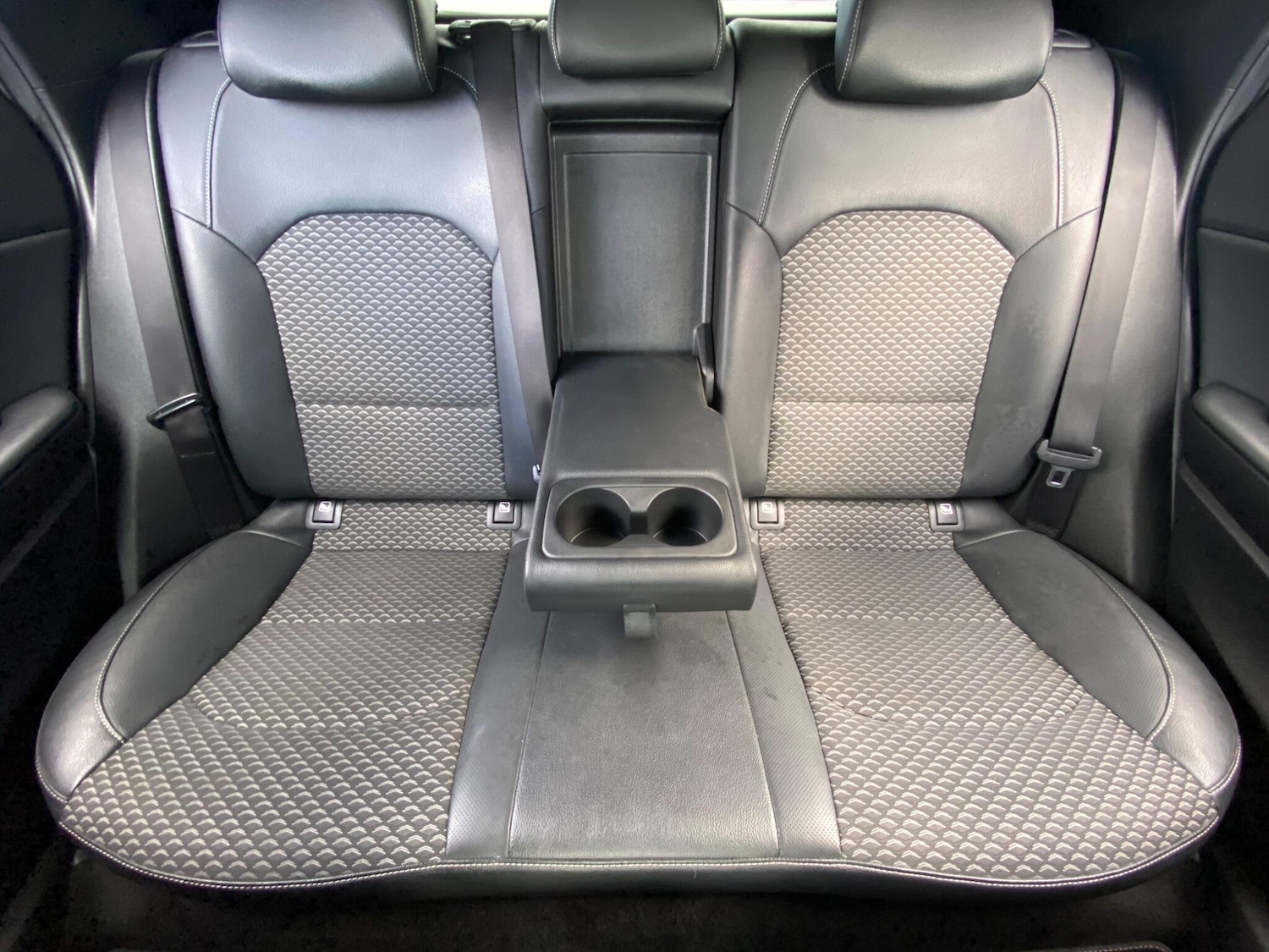 Used Kia XCeed 2022 for sale - 76498608: Photo 25