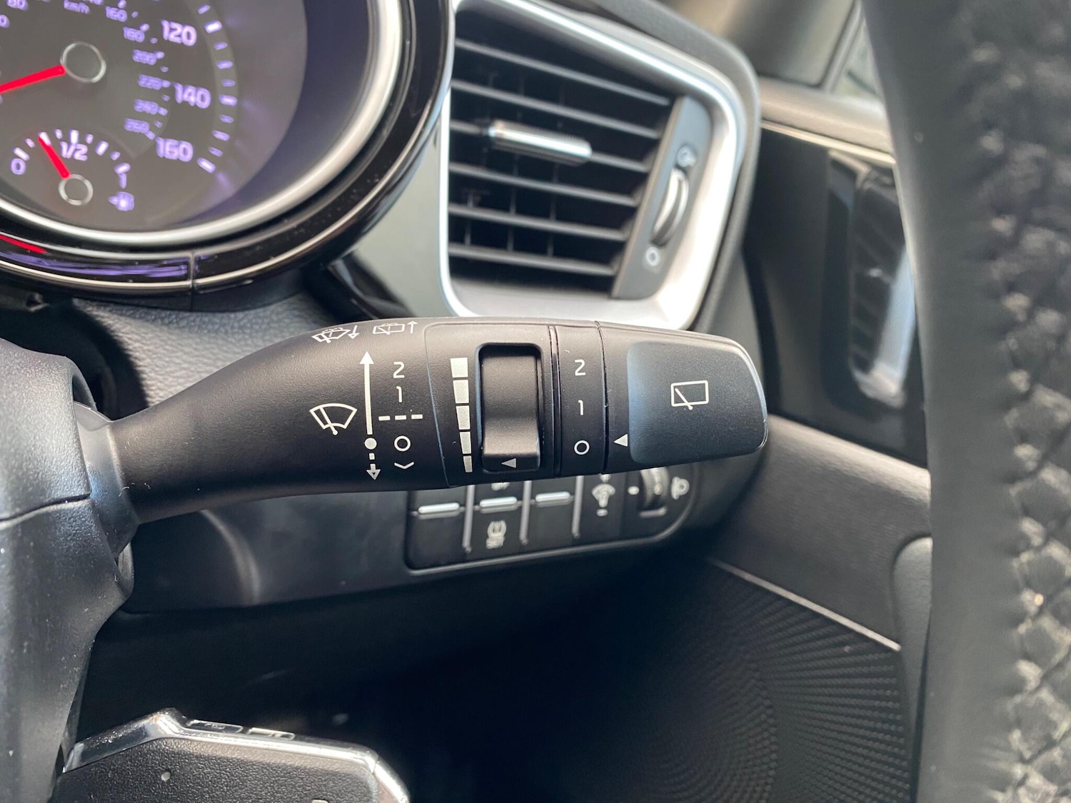 Used Kia XCeed 2022 for sale - 76498608: Photo 42