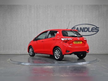 Used Toyota Yaris 2018 for sale - 78680986: Photo