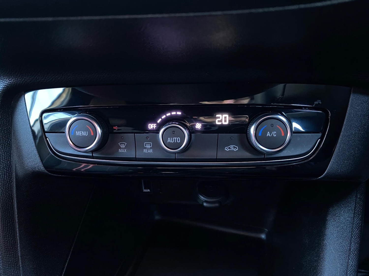 Used Vauxhall Corsa 2023 for sale - 77647027: Photo 31