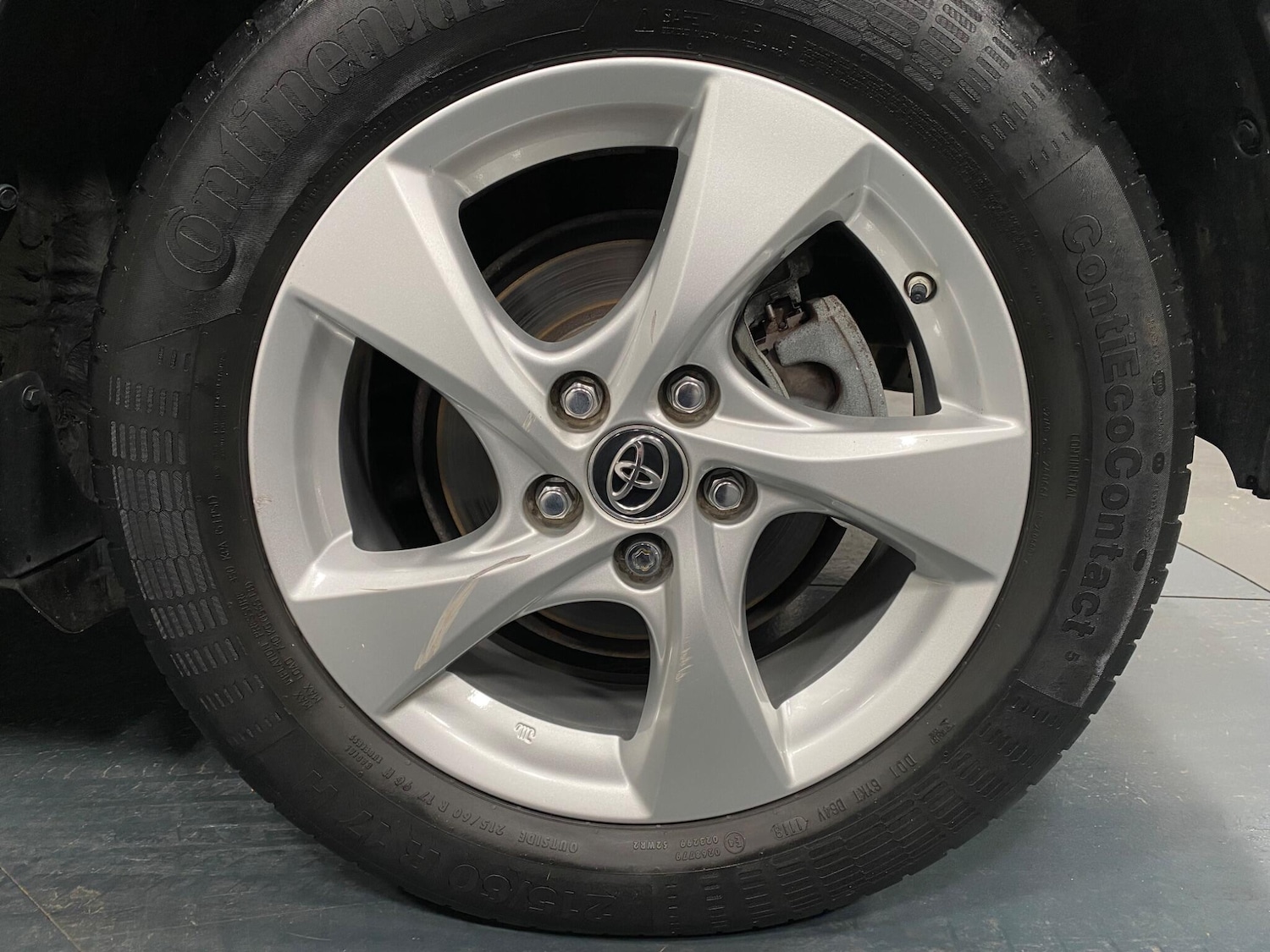 Used Toyota C-HR 2018 for sale - 76735115: Photo 19