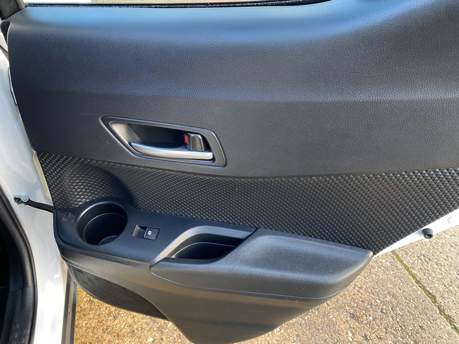 Used Toyota C-HR 2018 for sale - 76735115: Photo 49