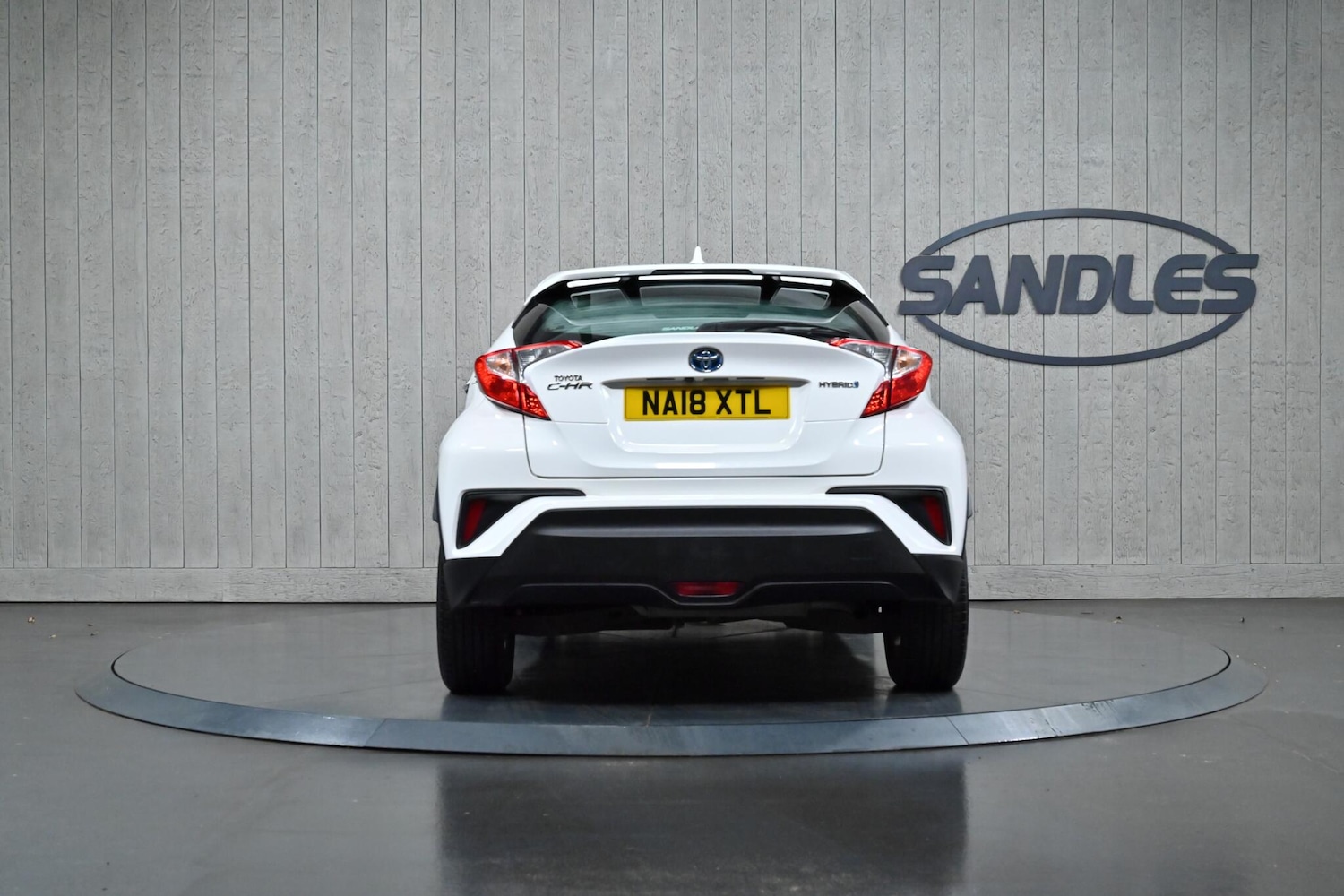 Used Toyota C-HR 2018 for sale - 76735115: Photo 5