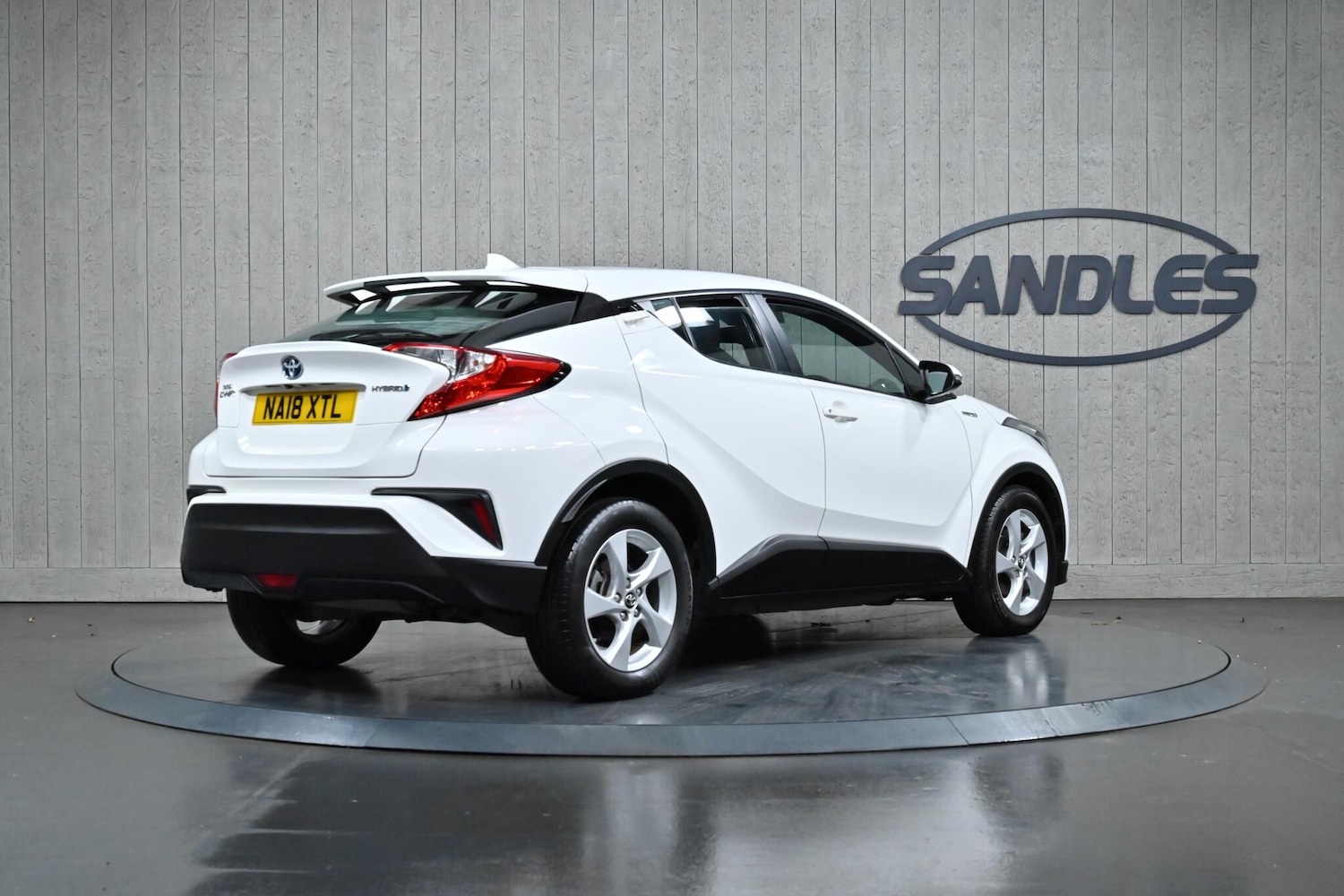 Used Toyota C-HR 2018 for sale - 76735115: Photo 6