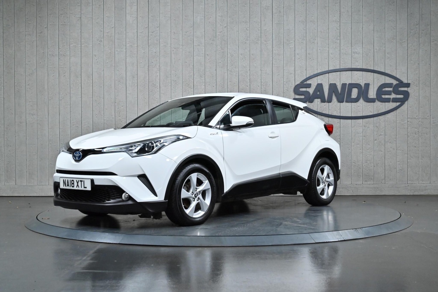 Used Toyota C-HR 2018 for sale - 76735115: Photo 7