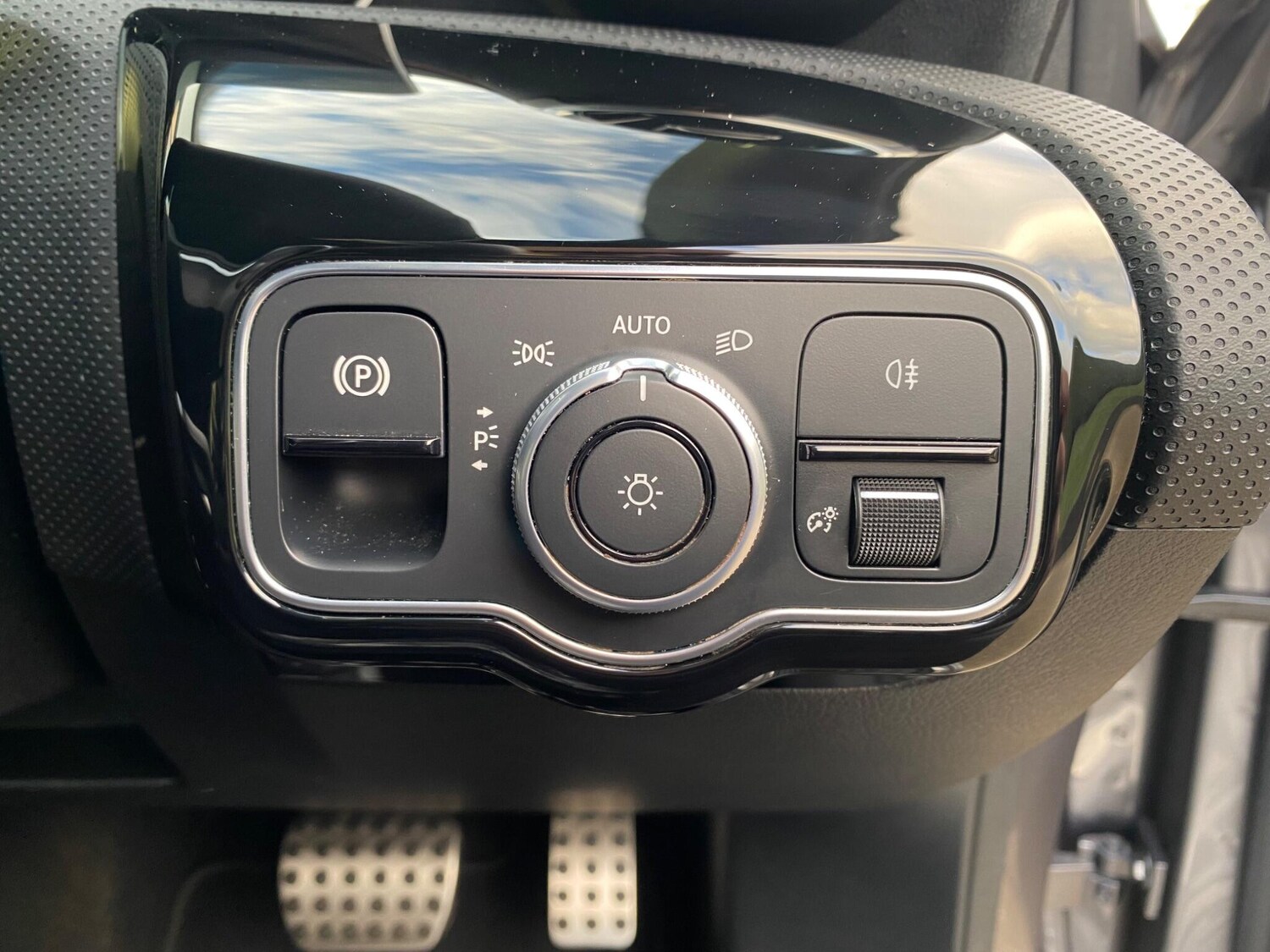 Used Mercedes-Benz A-Class 2020 for sale - 76348940: Photo 48