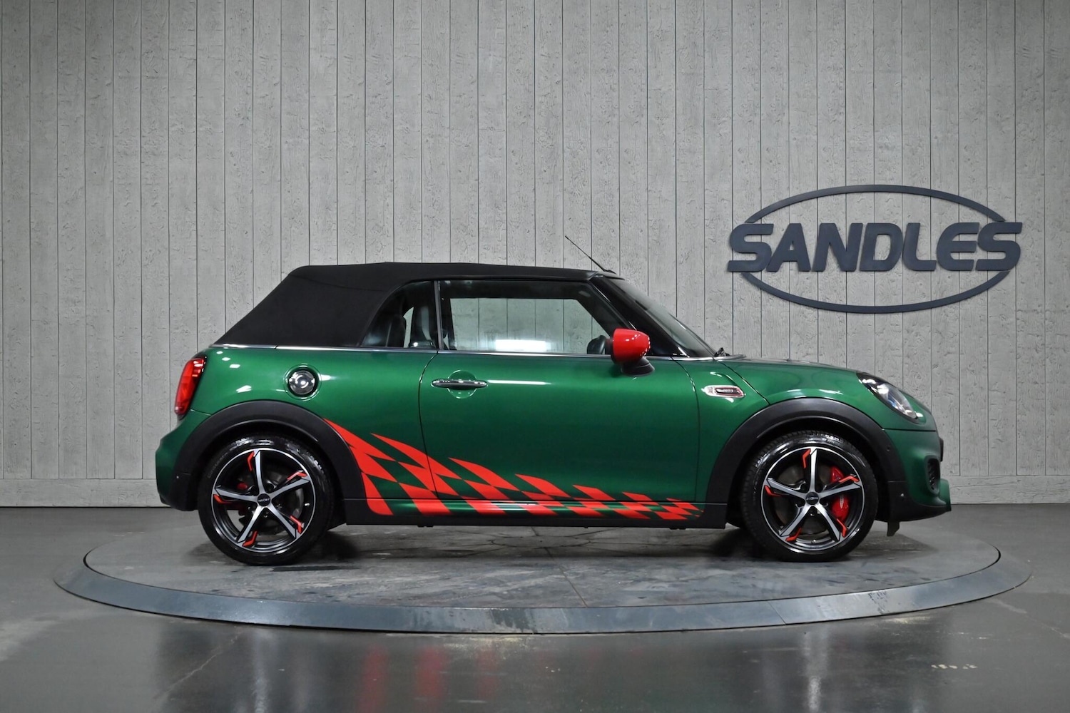 Used MINI Convertible 2019 for sale - 77496417: Photo 12