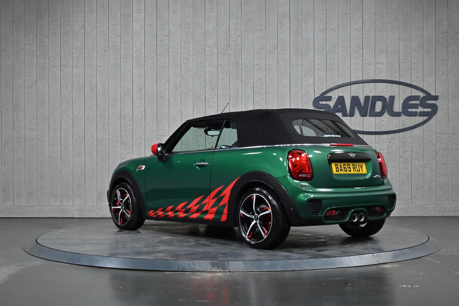 Used MINI Convertible 2019 for sale - 77496417: Photo 13