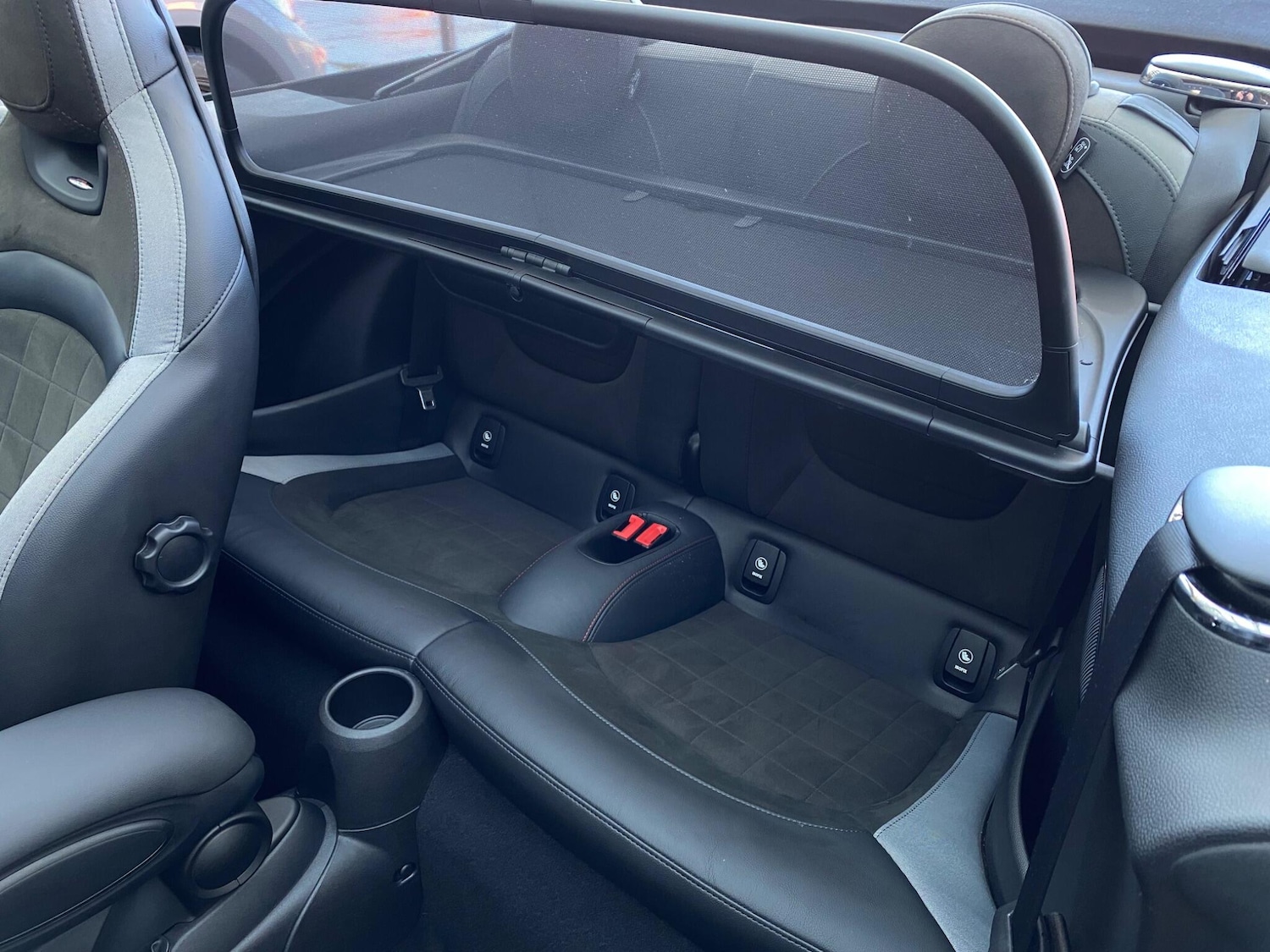 Used MINI Convertible 2019 for sale - 77496417: Photo 33