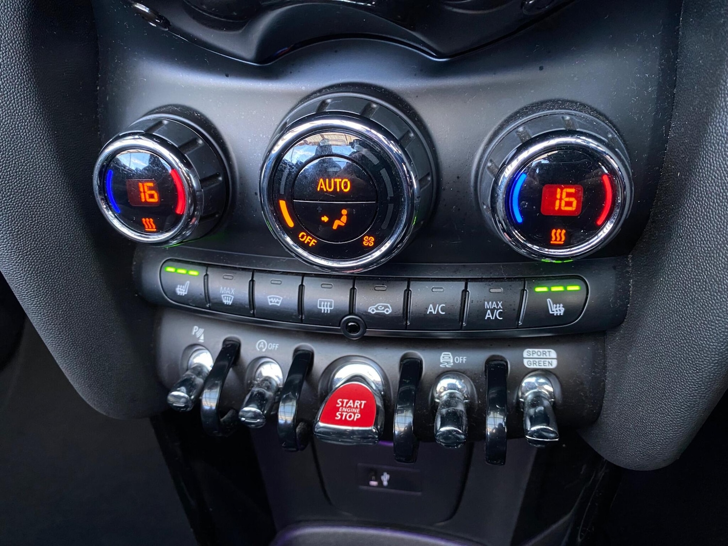 Used MINI Convertible 2019 for sale - 77496417: Photo 39