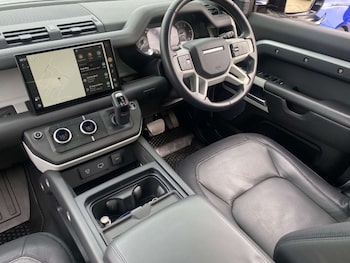 Used Land Rover Defender 110 2023 for sale - 78738770: Photo