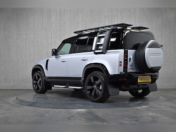 Used Land Rover Defender 110 2023 for sale - 78738770: Photo