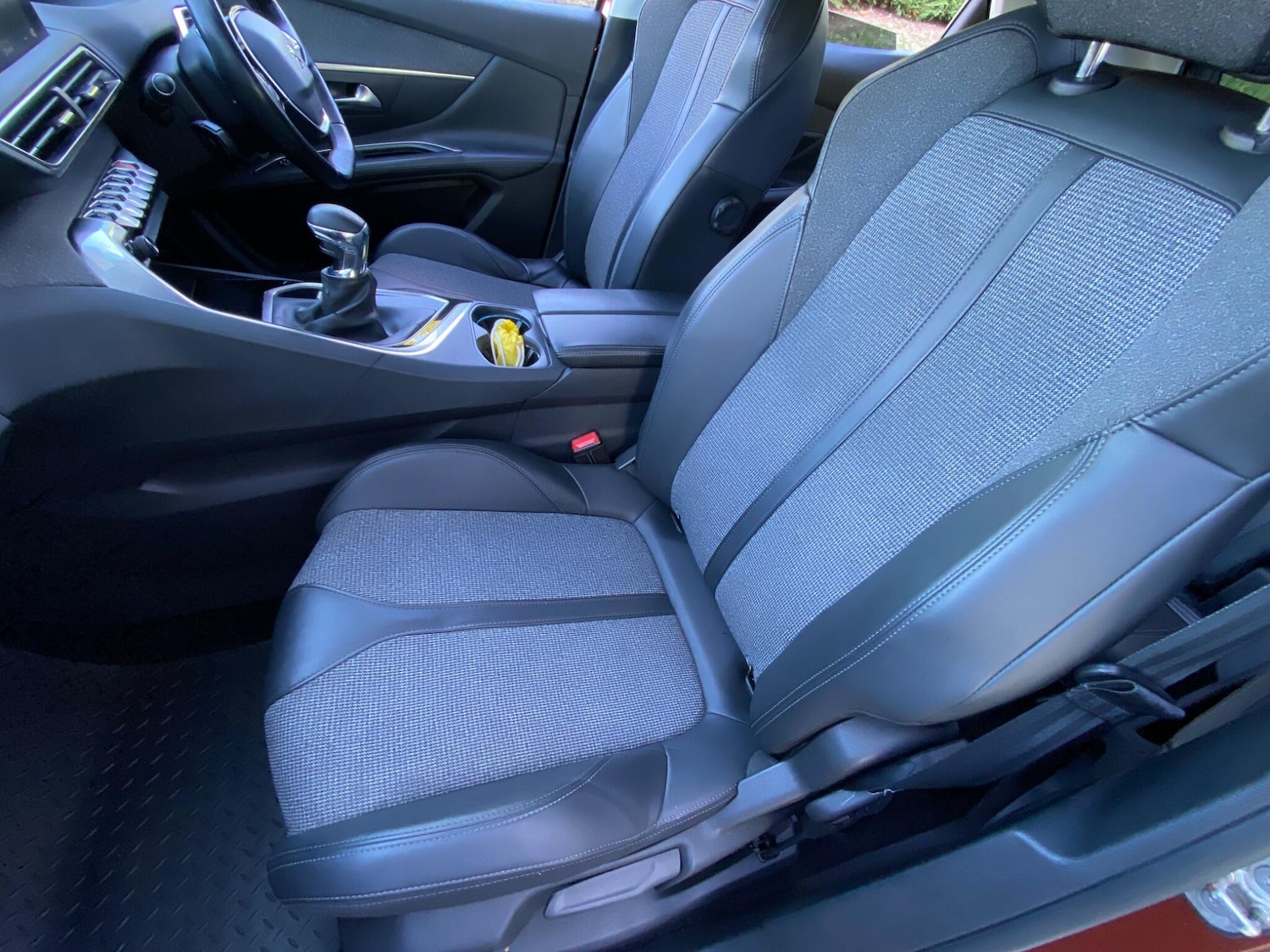 Used Peugeot 3008 2020 for sale - 76371161: Photo 24