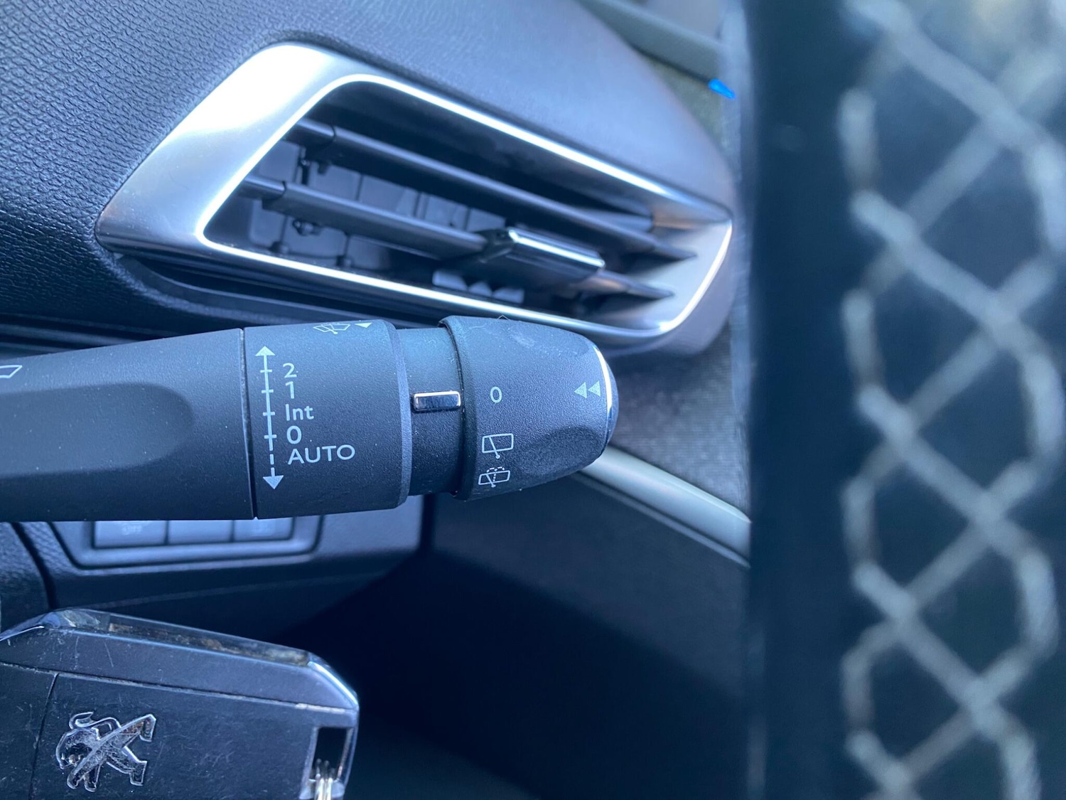 Used Peugeot 3008 2020 for sale - 76371161: Photo 43