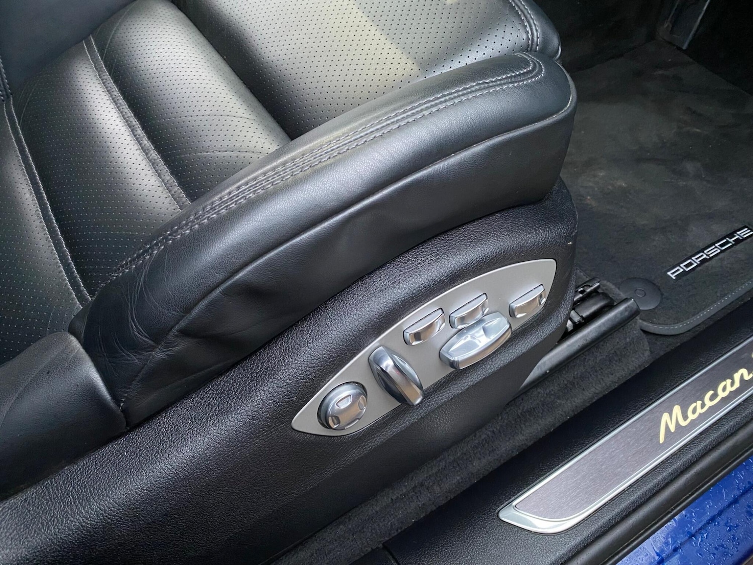 Used Porsche Macan 2023 for sale - 77574781: Photo 28