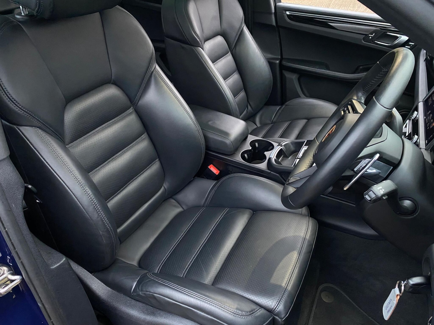 Used Porsche Macan 2023 for sale - 77574781: Photo 30