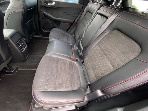 Used Ford Kuga 2023 for sale - 75103064: Photo 31