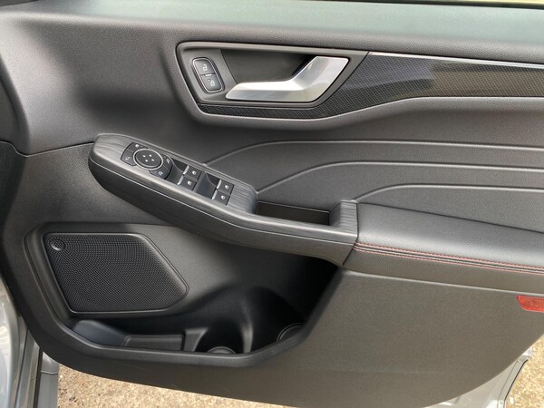 Used Ford Kuga 2023 for sale - 75103064: Photo 54