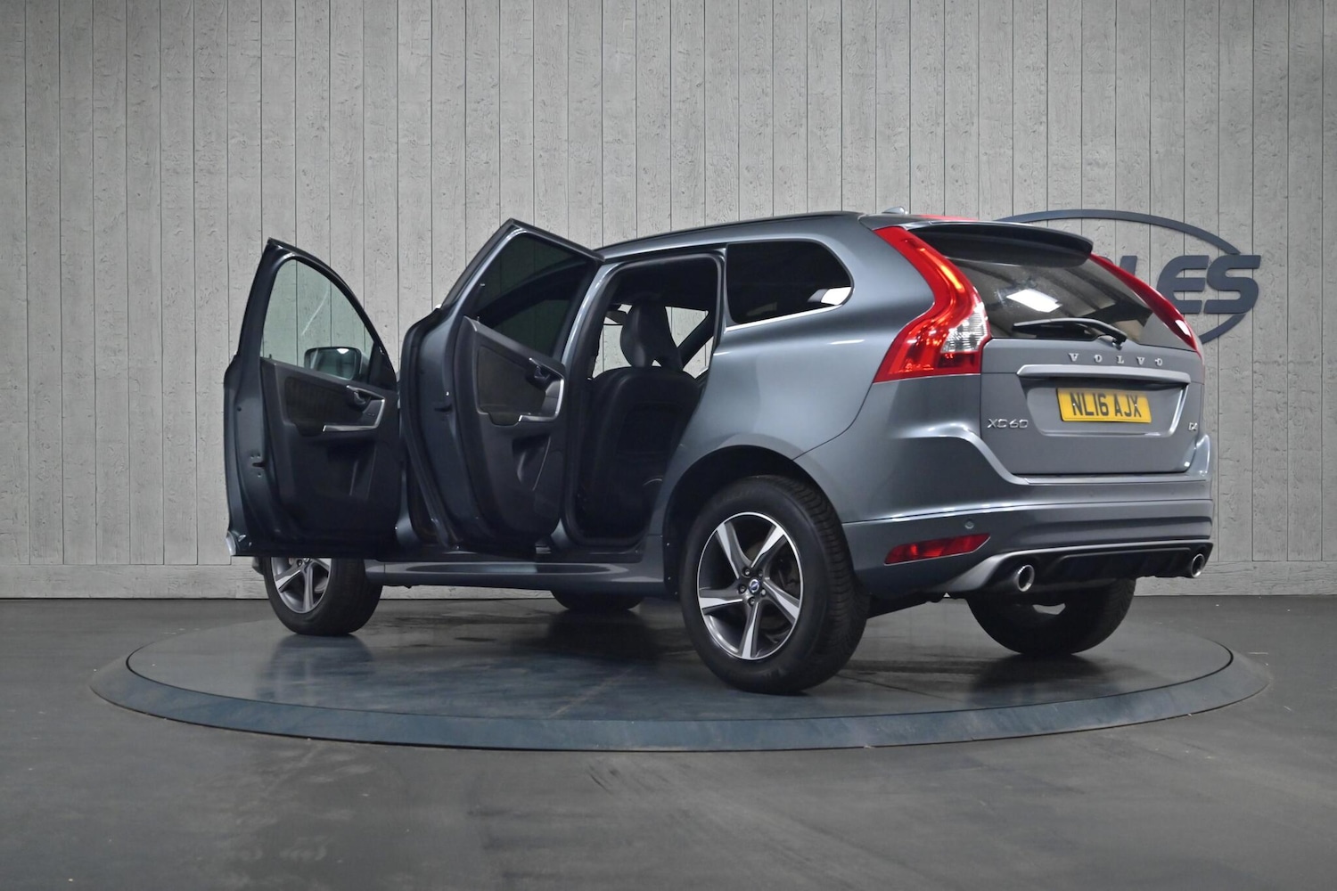 Used Volvo XC60 2016 for sale - 76988295: Photo 12