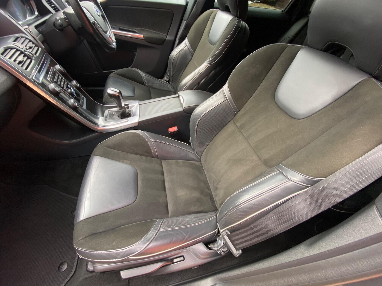 Used Volvo XC60 2016 for sale - 76988295: Photo 24