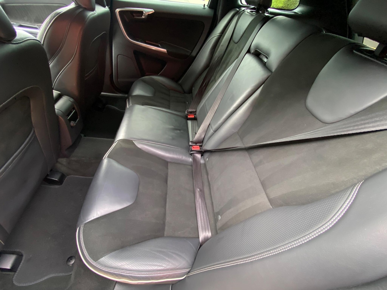 Used Volvo XC60 2016 for sale - 76988295: Photo 28