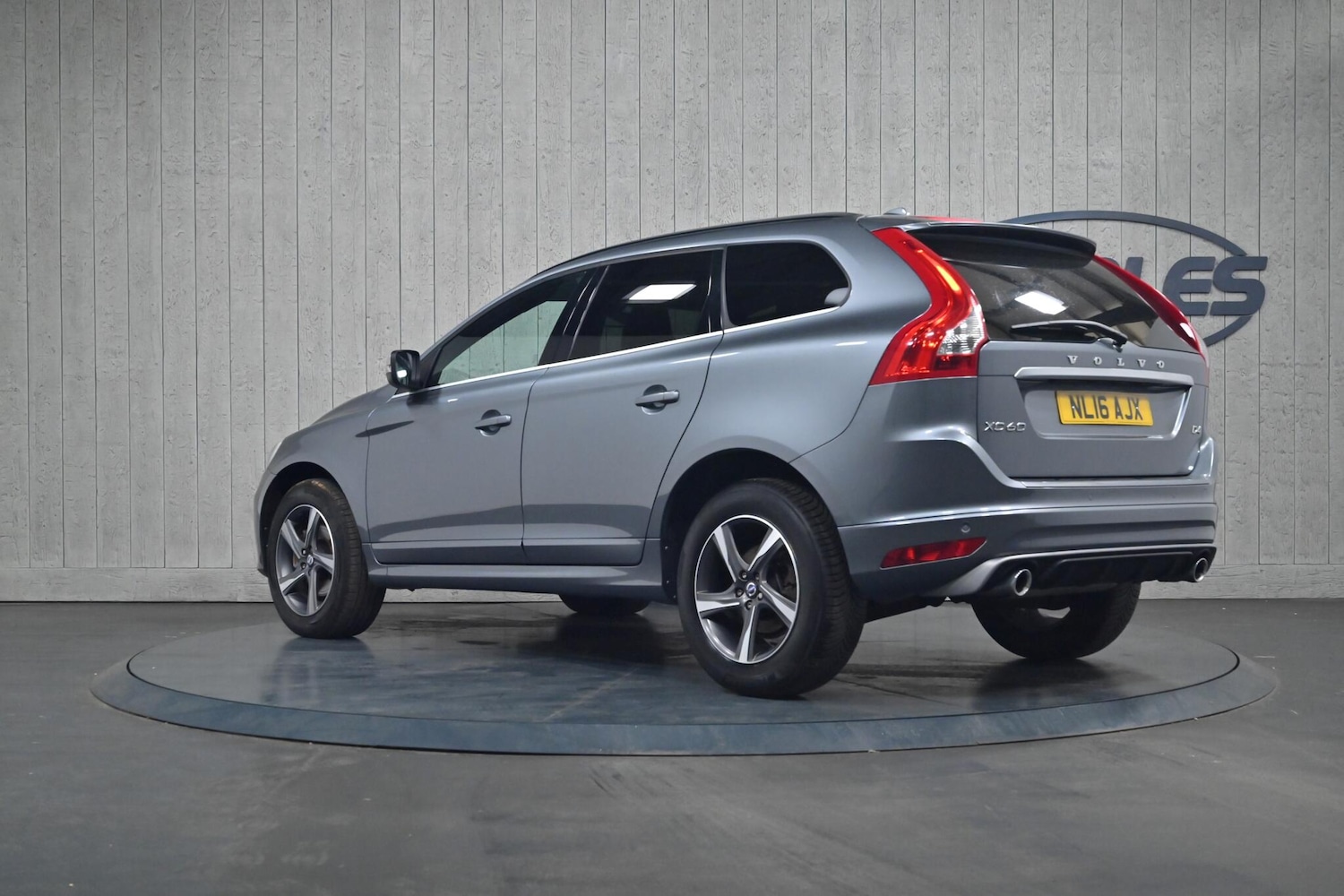 Used Volvo XC60 2016 for sale - 76988295: Photo 4