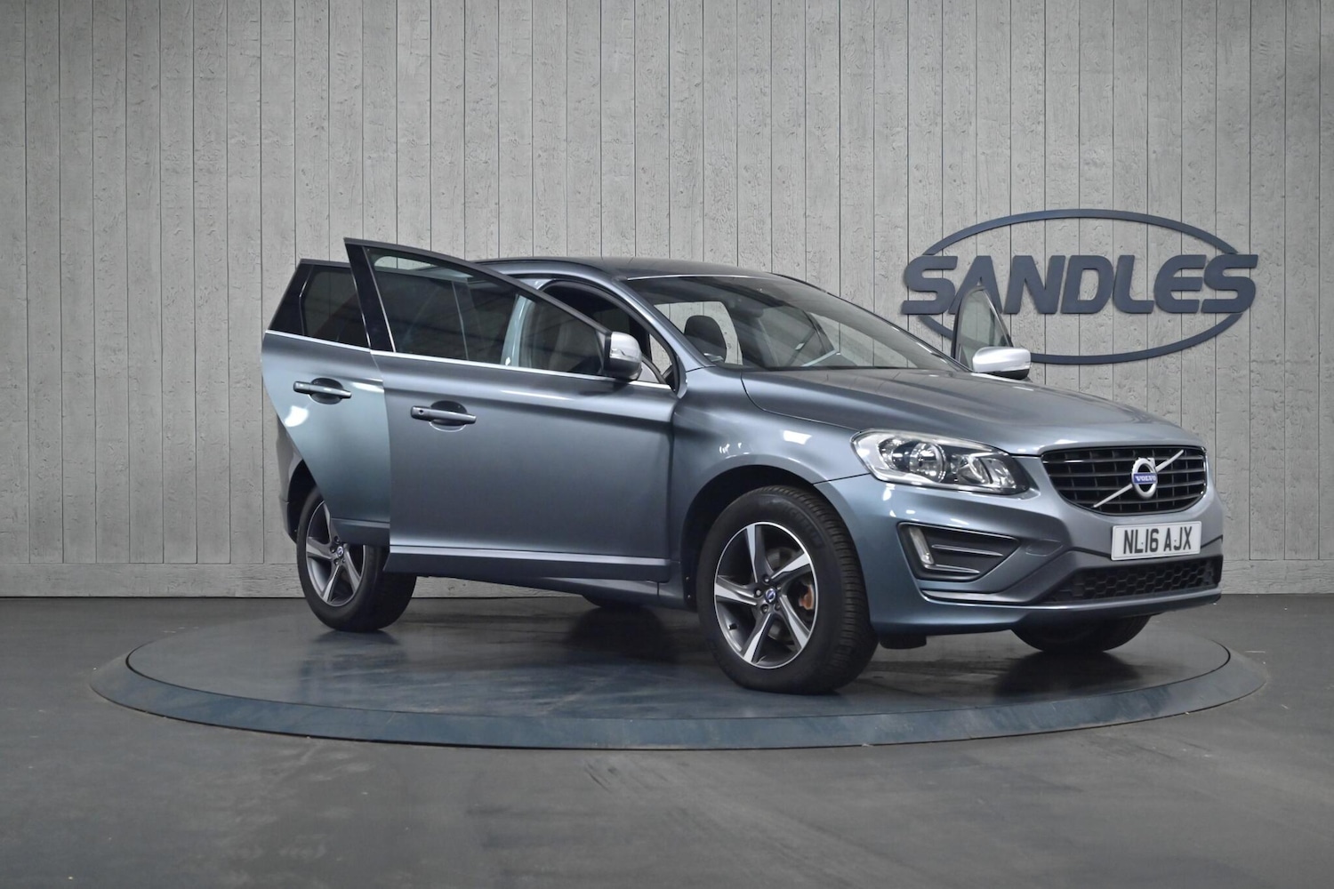 Used Volvo XC60 2016 for sale - 76988295: Photo 9