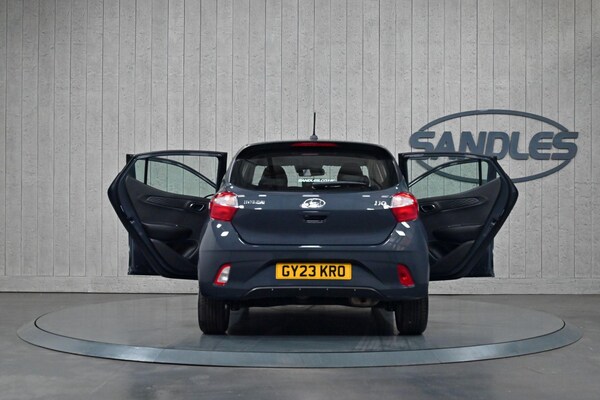 Used Hyundai i10 2023 for sale - 75200311: Photo 13