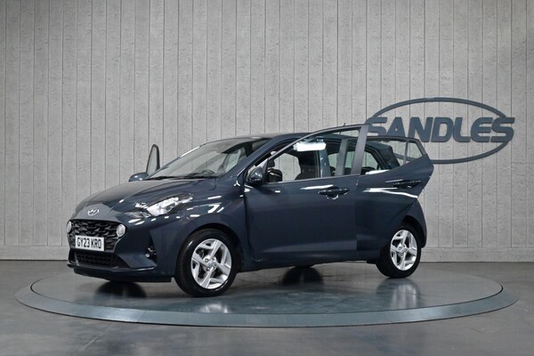 Used Hyundai i10 2023 for sale - 75200311: Photo 15