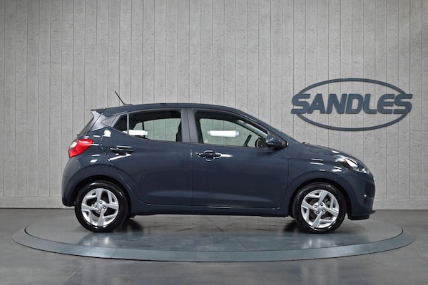 Used Hyundai i10 2023 for sale - 75200311: Photo 3