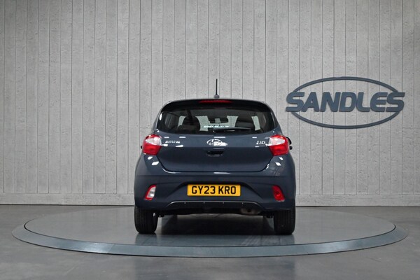 Used Hyundai i10 2023 for sale - 75200311: Photo 5