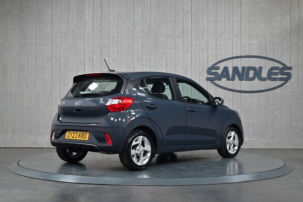 Used Hyundai i10 2023 for sale - 75200311: Photo 6