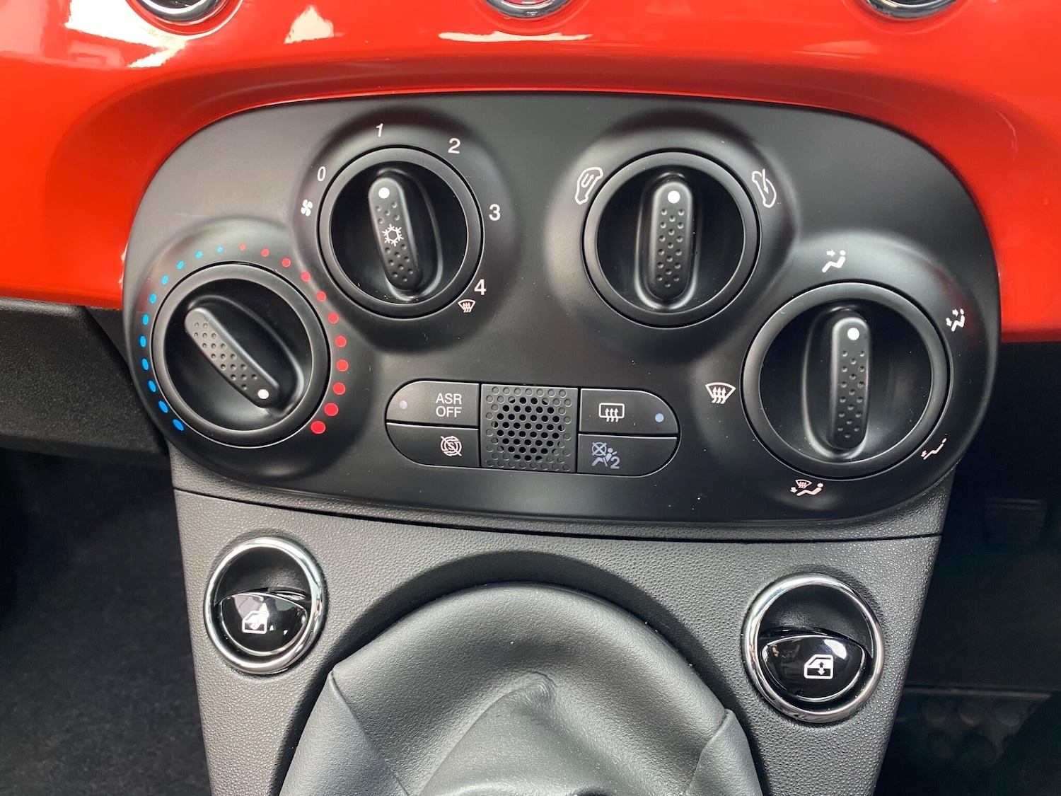 Used Fiat 500 2024 for sale - 77130903: Photo 34