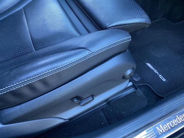 Used Mercedes-Benz GLC 2019 for sale - 75707472: Photo 27