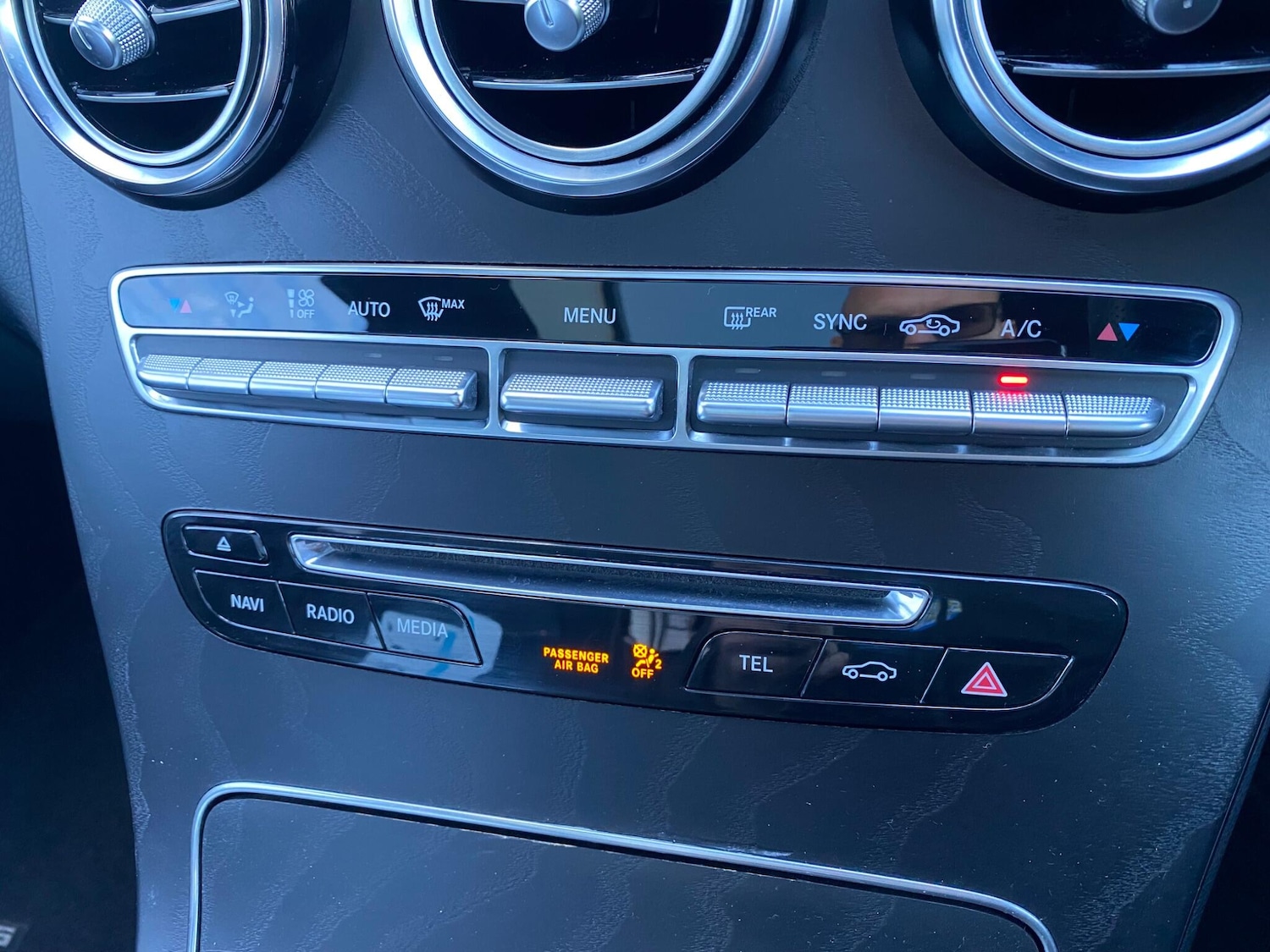 Used Mercedes-Benz GLC 2019 for sale - 75707472: Photo 42