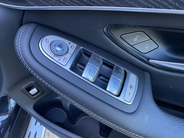 Used Mercedes-Benz GLC 2019 for sale - 75707472: Photo 53