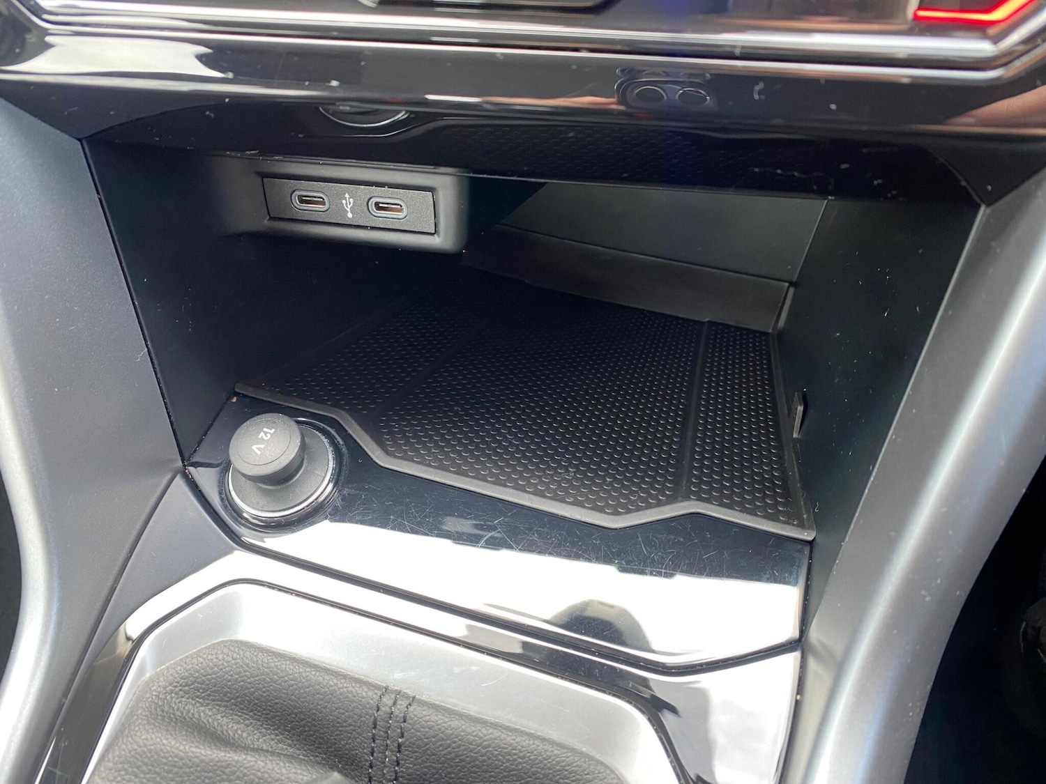 Used Volkswagen T-Roc 2023 for sale - 76042679: Photo 39