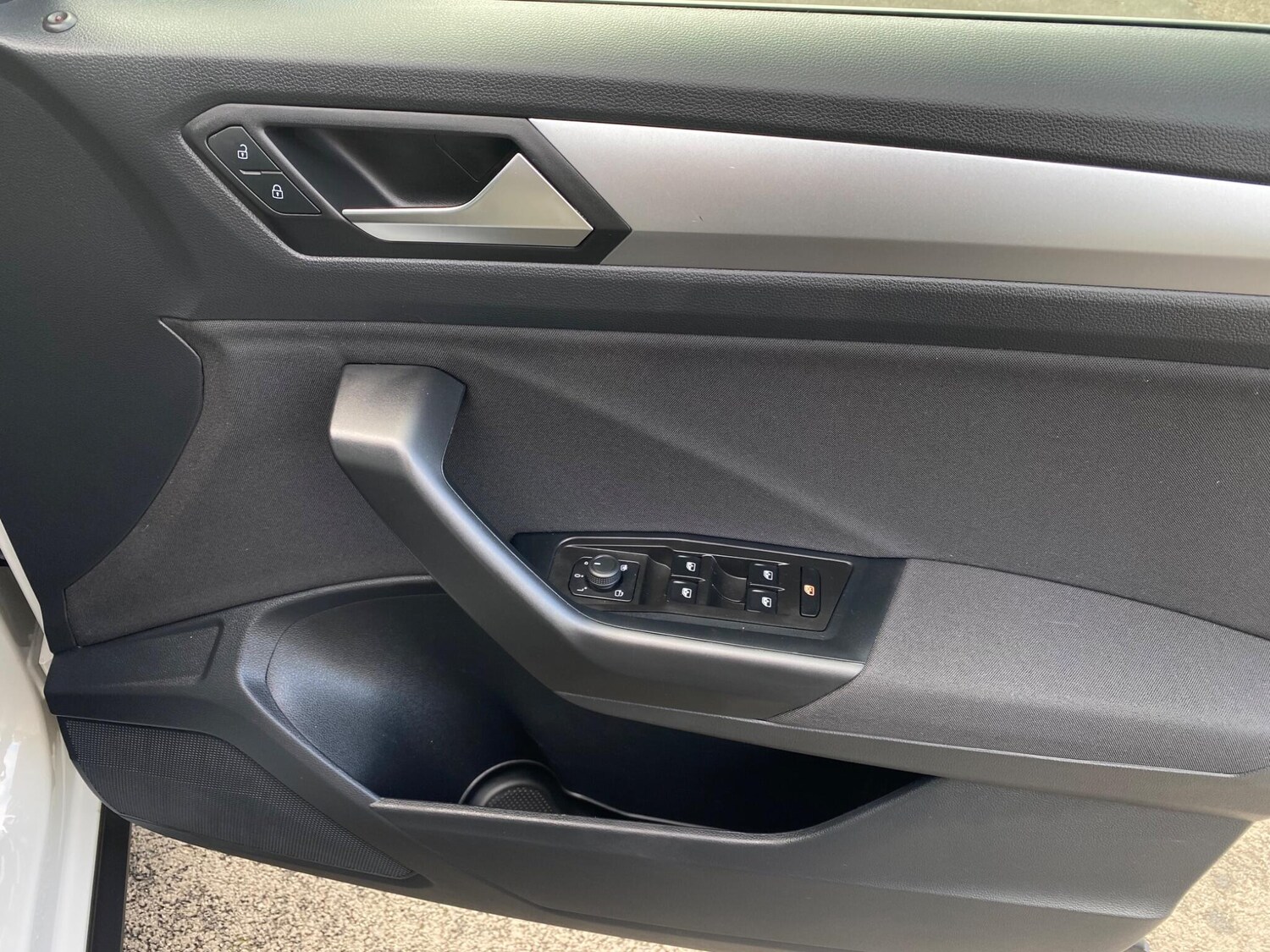 Used Volkswagen T-Roc 2023 for sale - 76042679: Photo 49