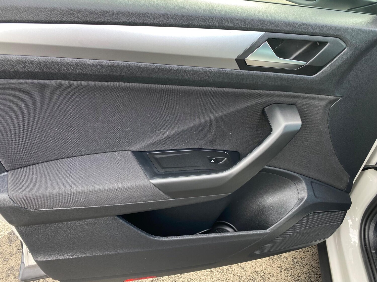 Used Volkswagen T-Roc 2023 for sale - 76042679: Photo 50