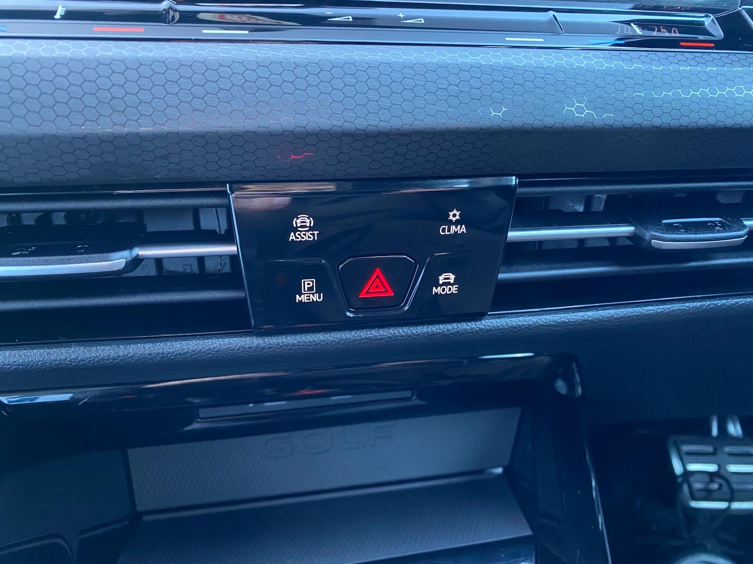 Used Volkswagen Golf 2023 for sale - 76658176: Photo 39