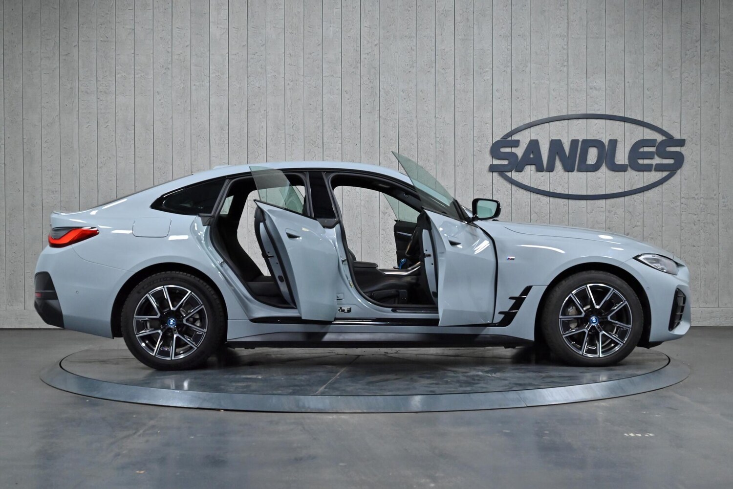 Used BMW i4 2022 for sale - 76832591: Photo 11