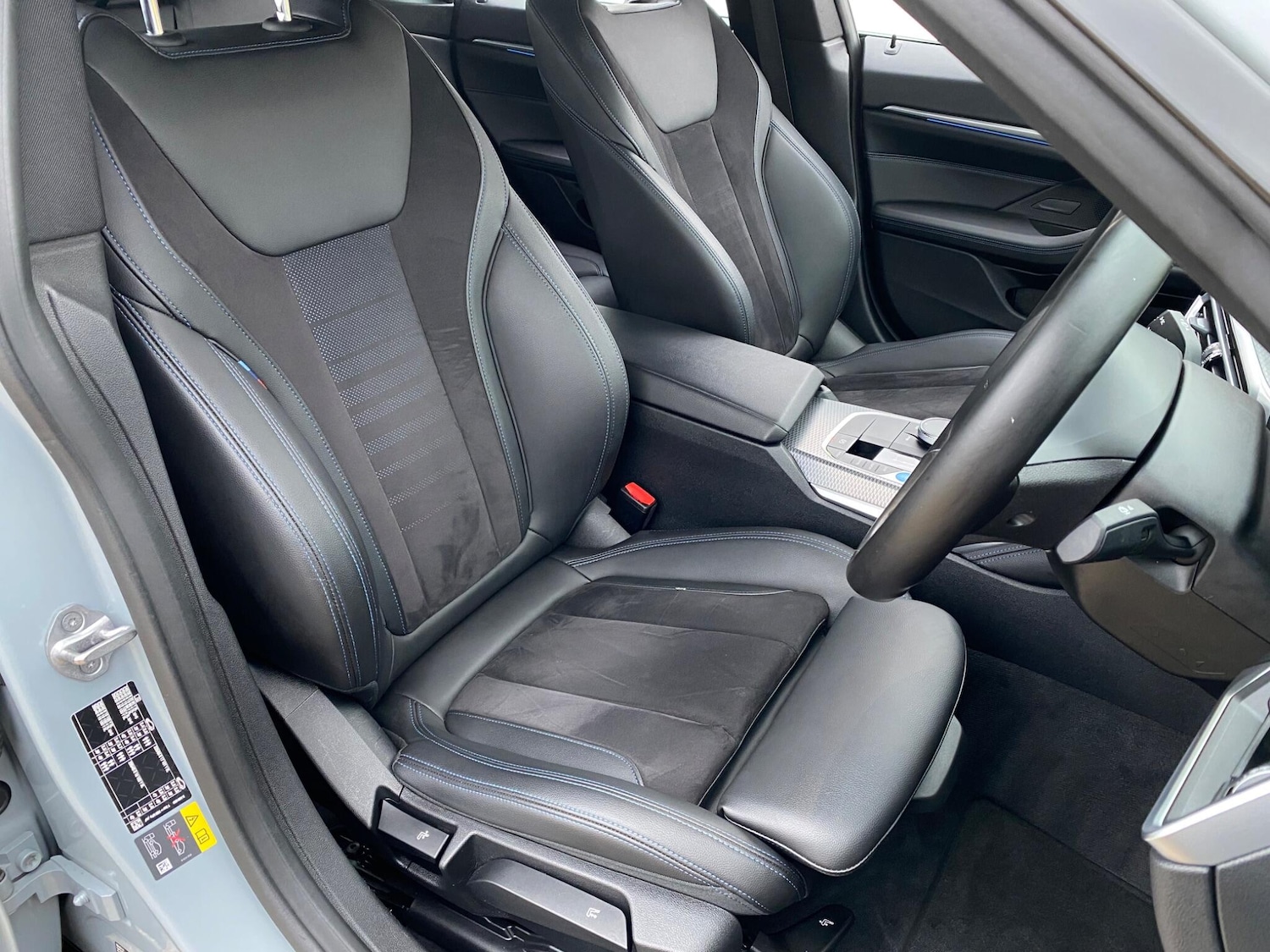 Used BMW i4 2022 for sale - 76832591: Photo 24