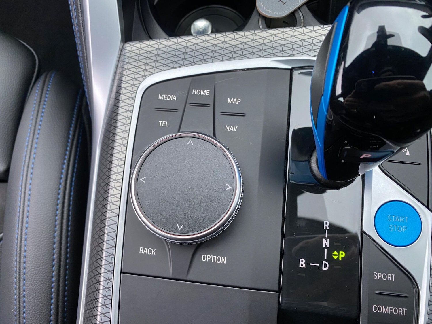 Used BMW i4 2022 for sale - 76832591: Photo 40